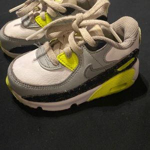 Toddler air max shoes